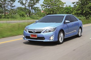 โตโยตา แคมรี 2.5 ไฮบริด