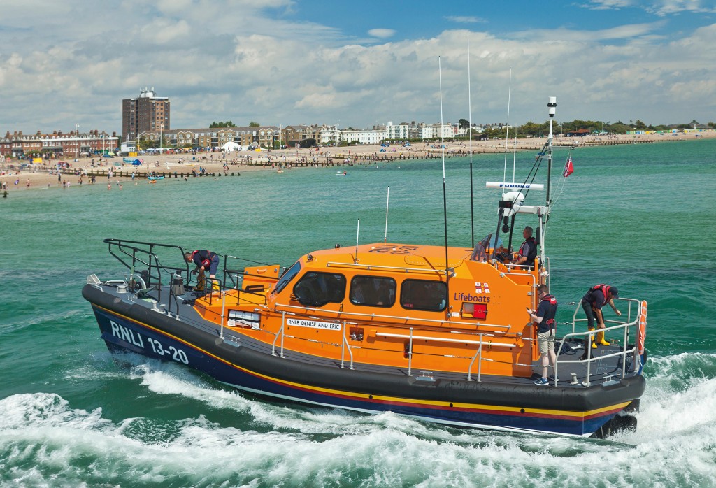 JGW4N3 RNLI Shannon class lifeboat entering Littlehampton along the river Arun.