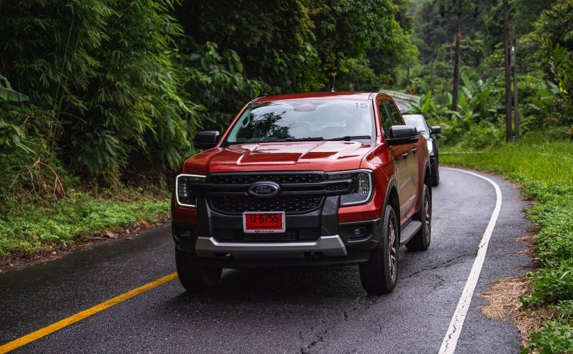 Ford Ranger ทดลองขับกระบะพันธุ์แกร่งรุ่นล่าสุด กับบททดสอบอันท้าทาย