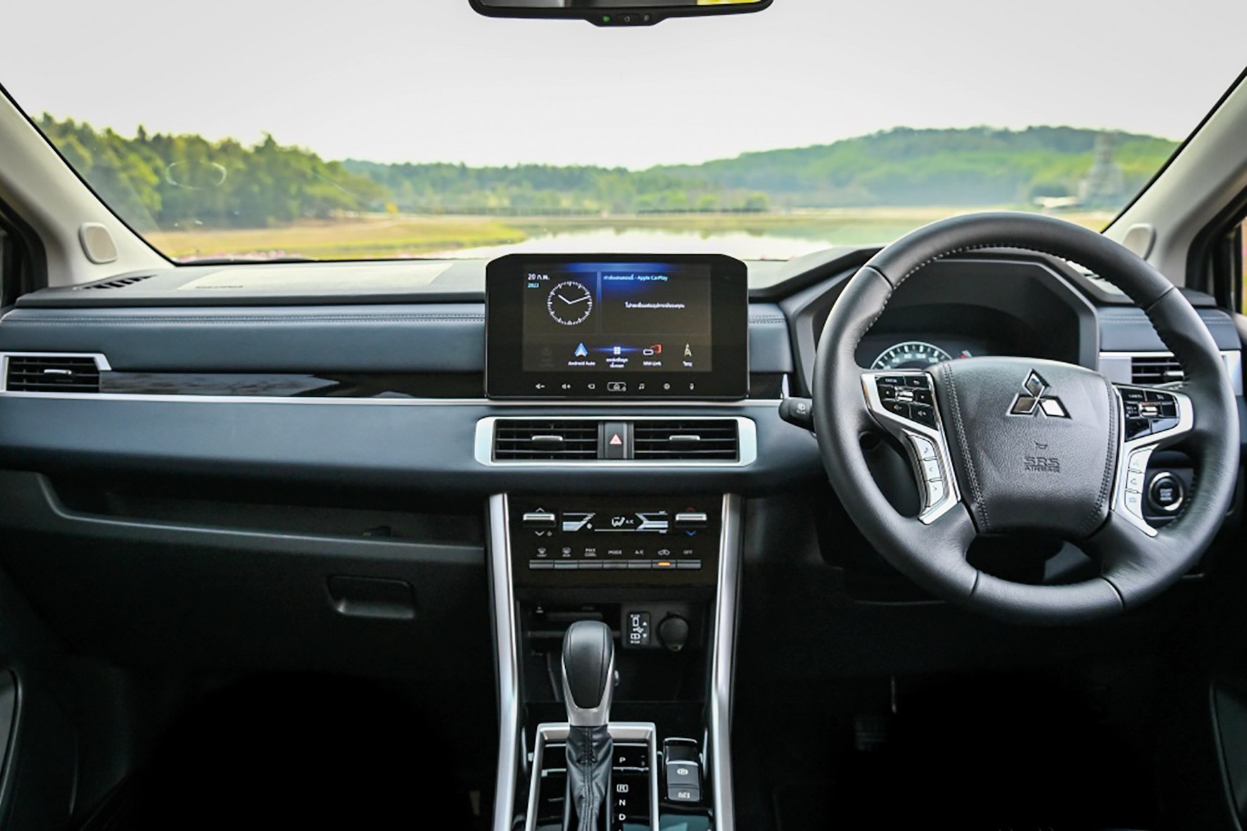 NEW MITSUBISHI XPANDER CROSS