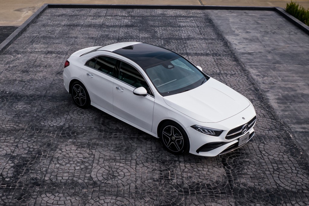 The new Mercedes-Benz A 200 AMG Dynamic Exterior