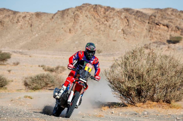 Honda ฟอร์มโหด ! กวาด 3 อันดับ Top 3 Dakar Rally 2024