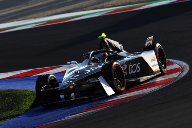 Jaguar จะเข้าร่วมการแข่งขัน Formula E ถึงฤดูกาล 2030