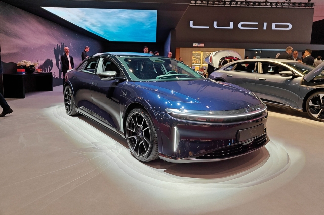 LUCID AIR PURE
