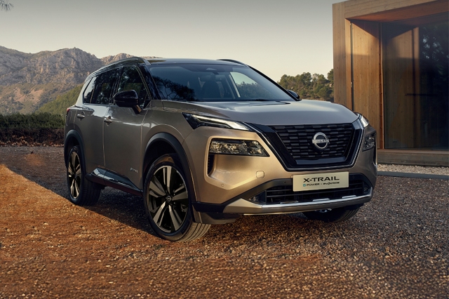 Nissan X-Trail e-Power e-4orce ครอสส์โอเวอร์ เอสยูวี ขุมกำลังมอเตอร์คู่... เครื่องยนต์ปั่นไฟ
